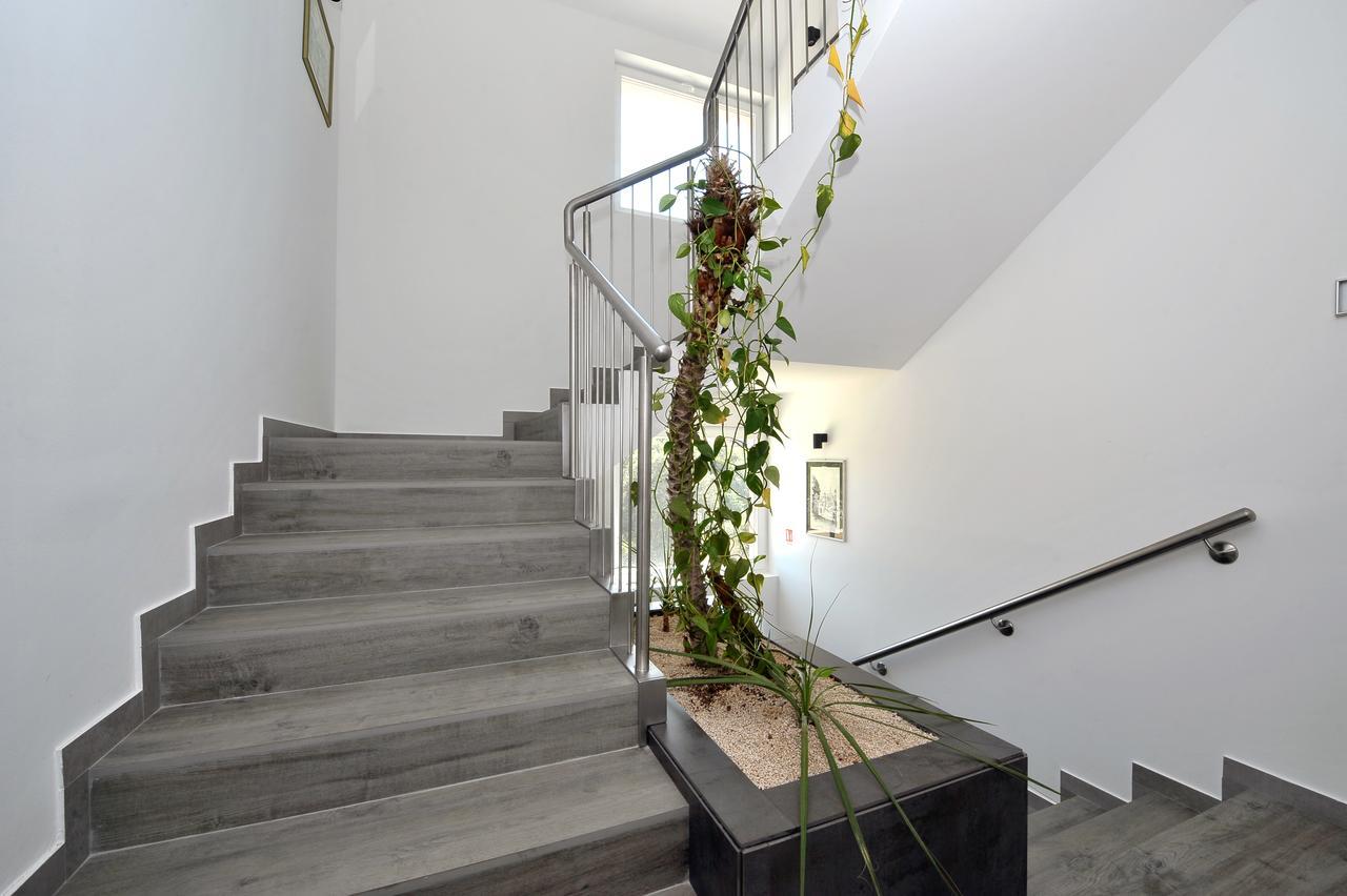 Deluxe Villa No.10 - Rooms & Apartments Mandre Zewnętrze zdjęcie